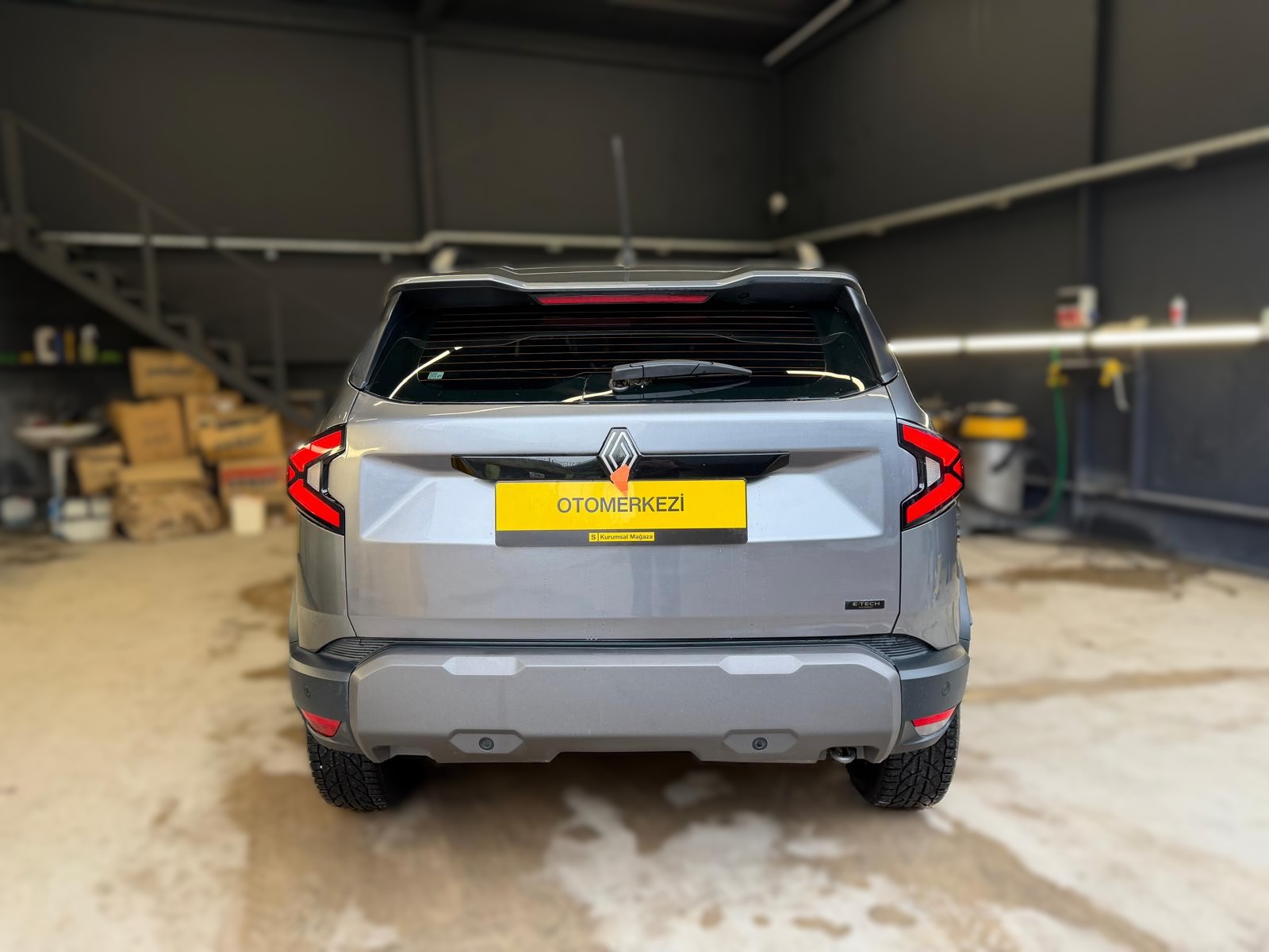 RENAULT DUSTER 25